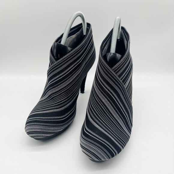 United Nude Women's Fold Hi Booties Black/Gray Size 40 US 9 Stretch - Picture 5 of 7